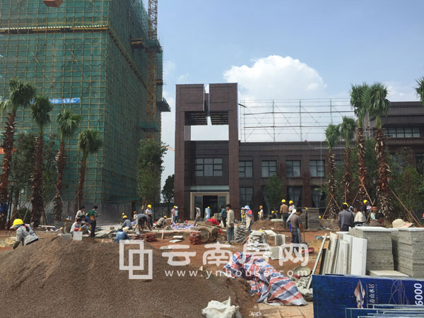 富春山水居現(xiàn)場售樓部 富春山水居現(xiàn)場售樓部