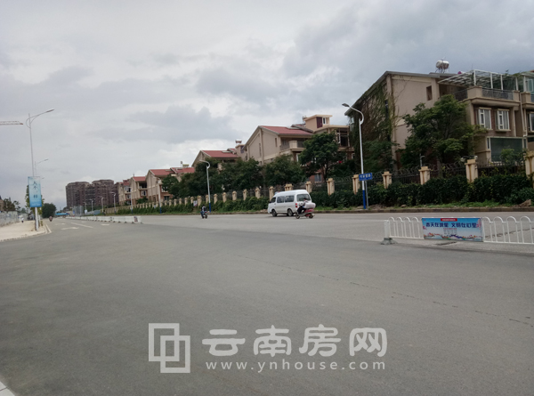河畔俊園周邊路況 河畔俊園周邊路況