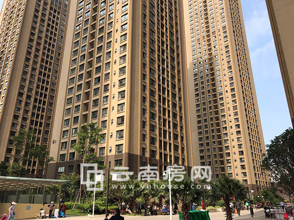 融城春曉社區(qū)內(nèi)部實景 融城春曉社區(qū)內(nèi)部實景