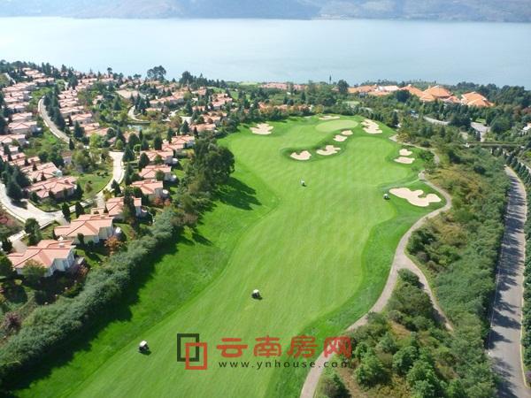 春城湖畔高爾夫球場實景 春城湖畔高爾夫球場實景