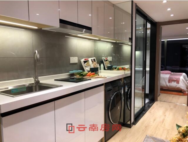 پԢоGLOFTӰg߹g@G_