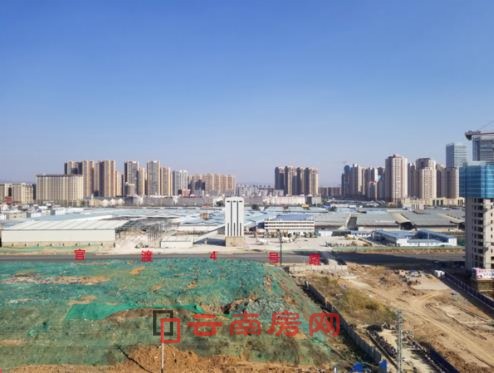 原計劃去年底通車的官渡4號路已攤鋪瀝青 原計劃去年底通車的官渡4號路已攤鋪瀝青