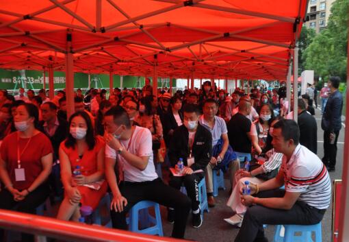 鄔小村回遷房接房現場 鄔小村回遷房接房現場