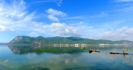昆明恒大華僑城陽宗海業(yè)主尊享15大權(quán)益重磅發(fā)布,山海生活拭目以待 昆明恒大華僑城陽宗海業(yè)主尊享15大權(quán)益重磅發(fā)布,山海生活拭目以待