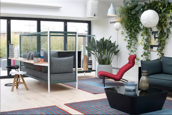 讓家和辦公室界限變得模糊的一組家具,舒適也養眼 讓家和辦公室界限變得模糊的一組家具,舒適也養眼