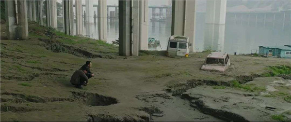 為什么國產懸疑片都喜歡在重慶拍? 為什么國產懸疑片都喜歡在重慶拍?