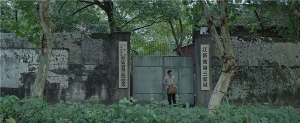 為什么國產懸疑片都喜歡在重慶拍? 為什么國產懸疑片都喜歡在重慶拍?