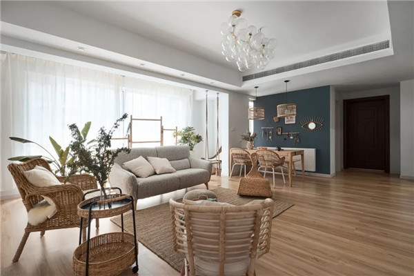 現(xiàn)實浪漫滿屋 現(xiàn)實浪漫滿屋