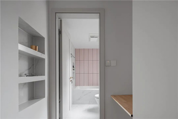 現(xiàn)實浪漫滿屋 現(xiàn)實浪漫滿屋