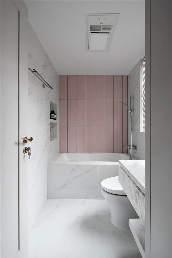 現(xiàn)實浪漫滿屋 現(xiàn)實浪漫滿屋