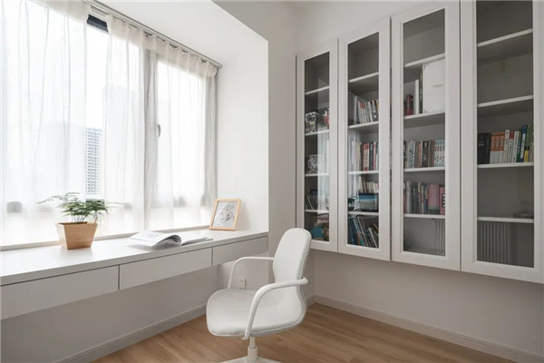 現(xiàn)實浪漫滿屋 現(xiàn)實浪漫滿屋