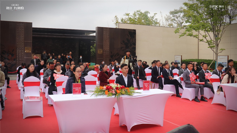 ƴ(hu)չ׃@&ͨڄ(chung)•ĸsxʽ