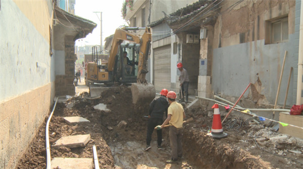 拆除違規建筑、禁養區養殖清零…通海杞麓湖實施最嚴格保護措施 拆除違規建筑、禁養區養殖清零…通海杞麓湖實施最嚴格保護措施