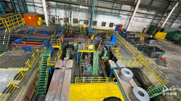 云南“5G+工業(yè)互聯(lián)網(wǎng)”駛?cè)肟燔嚨溃《鄠標桿應(yīng)用場景可復(fù)制推廣 云南“5G+工業(yè)互聯(lián)網(wǎng)”駛?cè)肟燔嚨溃《鄠標桿應(yīng)用場景可復(fù)制推廣