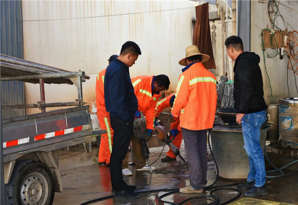 古城區(qū)洗車城內(nèi)13口不達(dá)標(biāo)深井被封填 古城區(qū)洗車城內(nèi)13口不達(dá)標(biāo)深井被封填