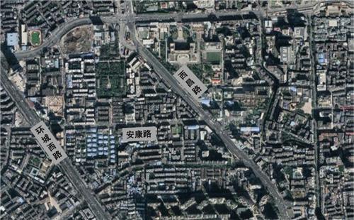 優(yōu)化調(diào)整!昆明這個路口新增非機(jī)動車待行區(qū) 優(yōu)化調(diào)整!昆明這個路口新增非機(jī)動車待行區(qū)