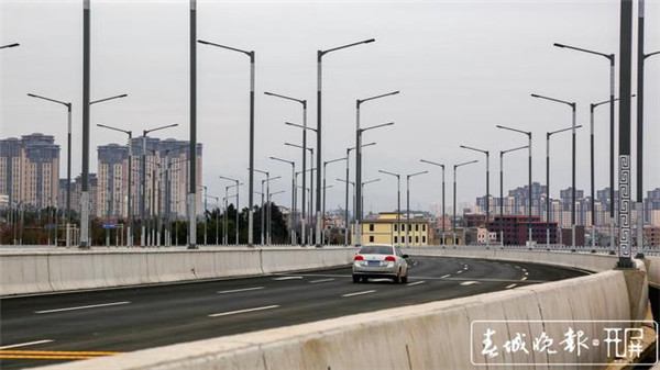 高開穩(wěn)走!昆明空港經(jīng)濟區(qū)一季度固投同比增長61.7% 高開穩(wěn)走!昆明空港經(jīng)濟區(qū)一季度固投同比增長61.7%