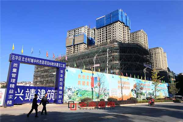 愛琴海在云南談了不少戀愛,碰到的卻凈是些渣男 愛琴海在云南談了不少戀愛,碰到的卻凈是些渣男