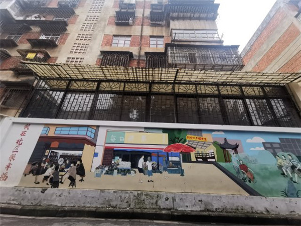 家門口的老年大學有近30種課程可選,棕樹營居民的老年生活有沒有讓你羨慕 家門口的老年大學有近30種課程可選,棕樹營居民的老年生活有沒有讓你羨慕