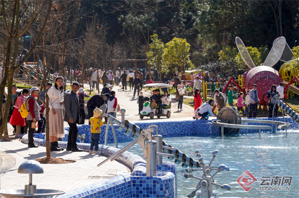 ڡͯԒ硱^(g)꣬PɫС(zhn)˚ⱬ