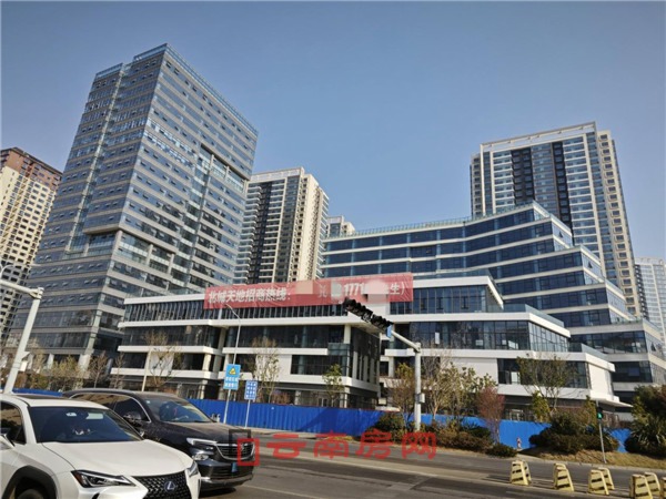 終究還是躲不開,碧桂園悄悄在昆明建了個商業中心,6月開業 終究還是躲不開,碧桂園悄悄在昆明建了個商業中心,6月開業