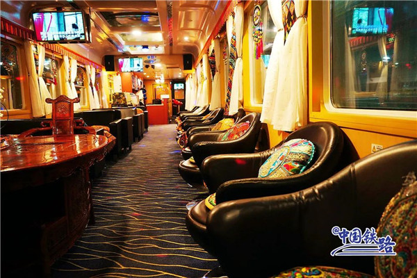 移動(dòng)的大床房!全國獨(dú)有!云南這趟雙層臥鋪火車“泰褲辣” 移動(dòng)的大床房!全國獨(dú)有!云南這趟雙層臥鋪火車“泰褲辣”