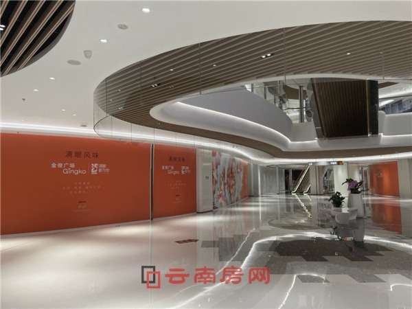 金俊廣場開業半年,人氣冷清到令人心酸,金格百貨心里也苦 金俊廣場開業半年,人氣冷清到令人心酸,金格百貨心里也苦