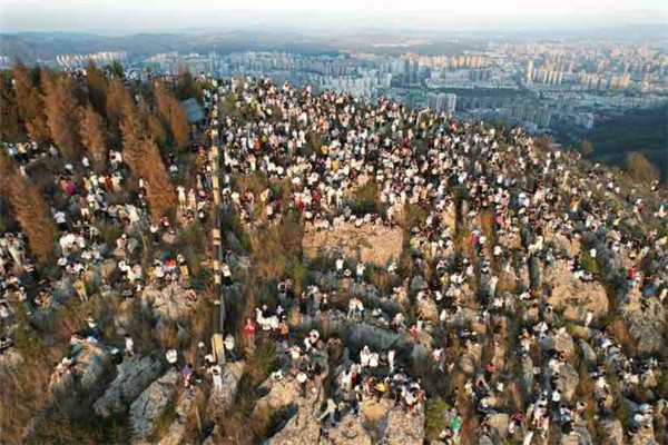 昆明長蟲山重新開放,小編驚呆了 昆明長蟲山重新開放,小編驚呆了