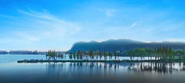 ea695cdc6eeec03cd70944b722c9c6d