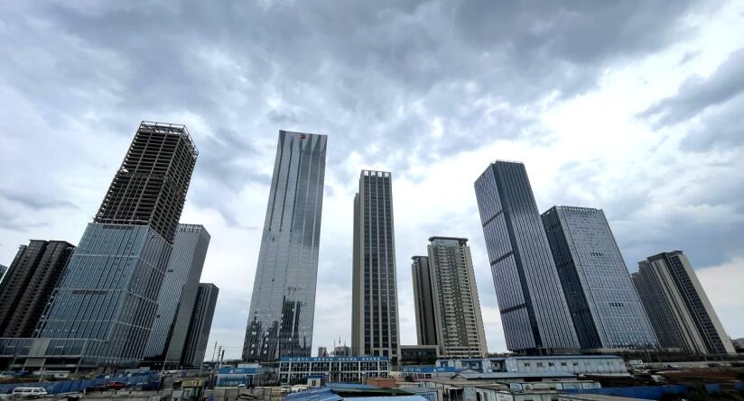 高大的總部大樓的確為巫家壩增色不少 高大的總部大樓的確為巫家壩增色不少