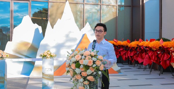 d57bbbbb7ea7de120c135f3ef18efd9