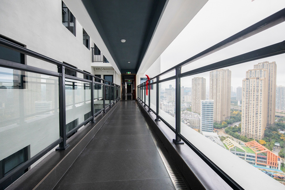 金瀾錦翠的連廊堪稱天花板級 金瀾錦翠的連廊堪稱天花板級