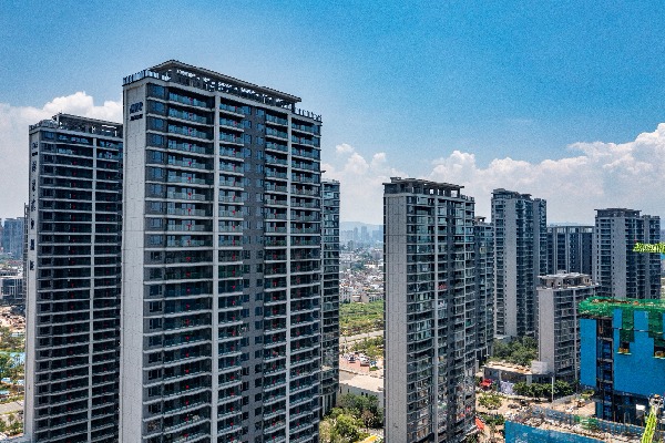 城市里的高樓大廈 AI 生成的內容可能不正確。