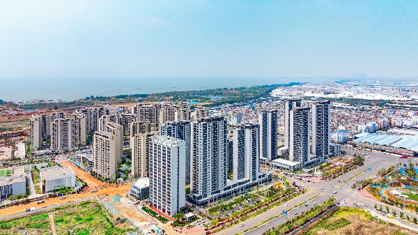 建筑與房屋的城市空拍圖 AI 生成的內容可能不正確。