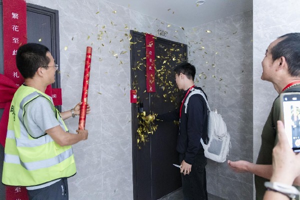 21c76afca5253f8e739daf3584d872ac