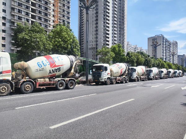 混凝土運輸車隊