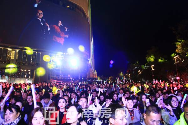 csV(chng)2s(hu)ʢDƬ15