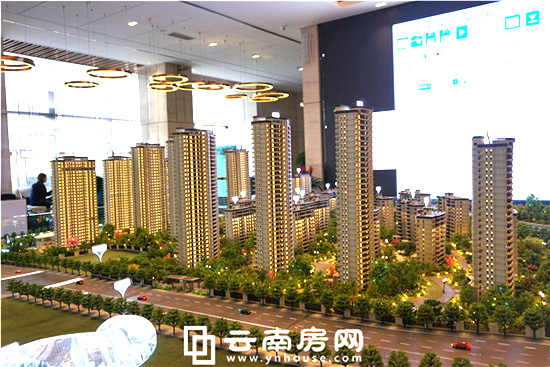 fԪסլ׺^E Ď߀λƫh